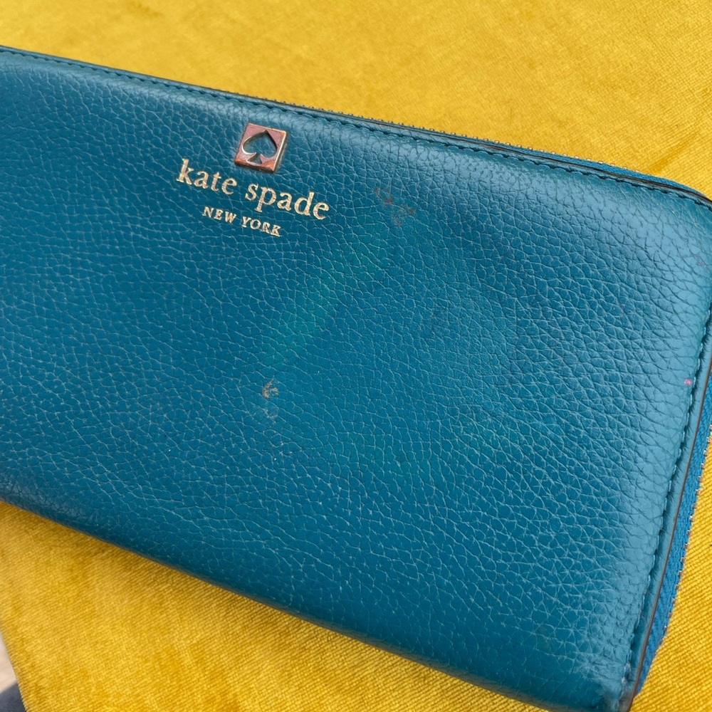Kate Spade Turquoise Leather Zippered Wallet 4” x 8” - Picture 9 of 9